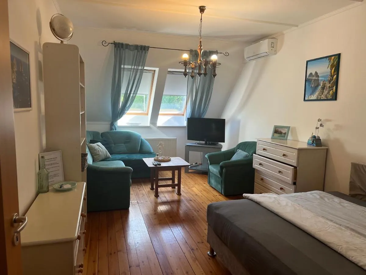 Capri Apartman 에게르 아파트